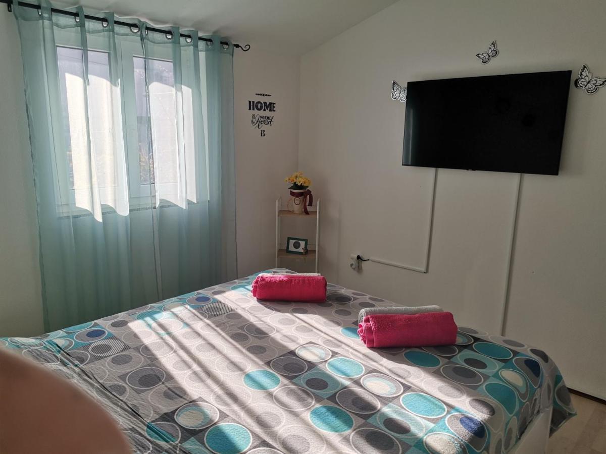 Petra Apartment *